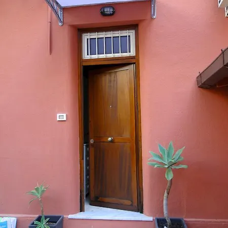 Holiday home Lojacono
